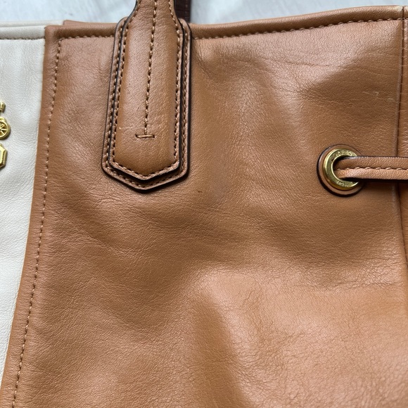 Coach Purse - Picture 6 of 10